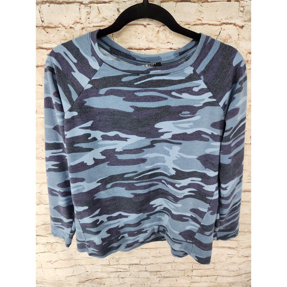 New Herizon Brand Size Large Blue Camo Pullover Top Long Sleeve